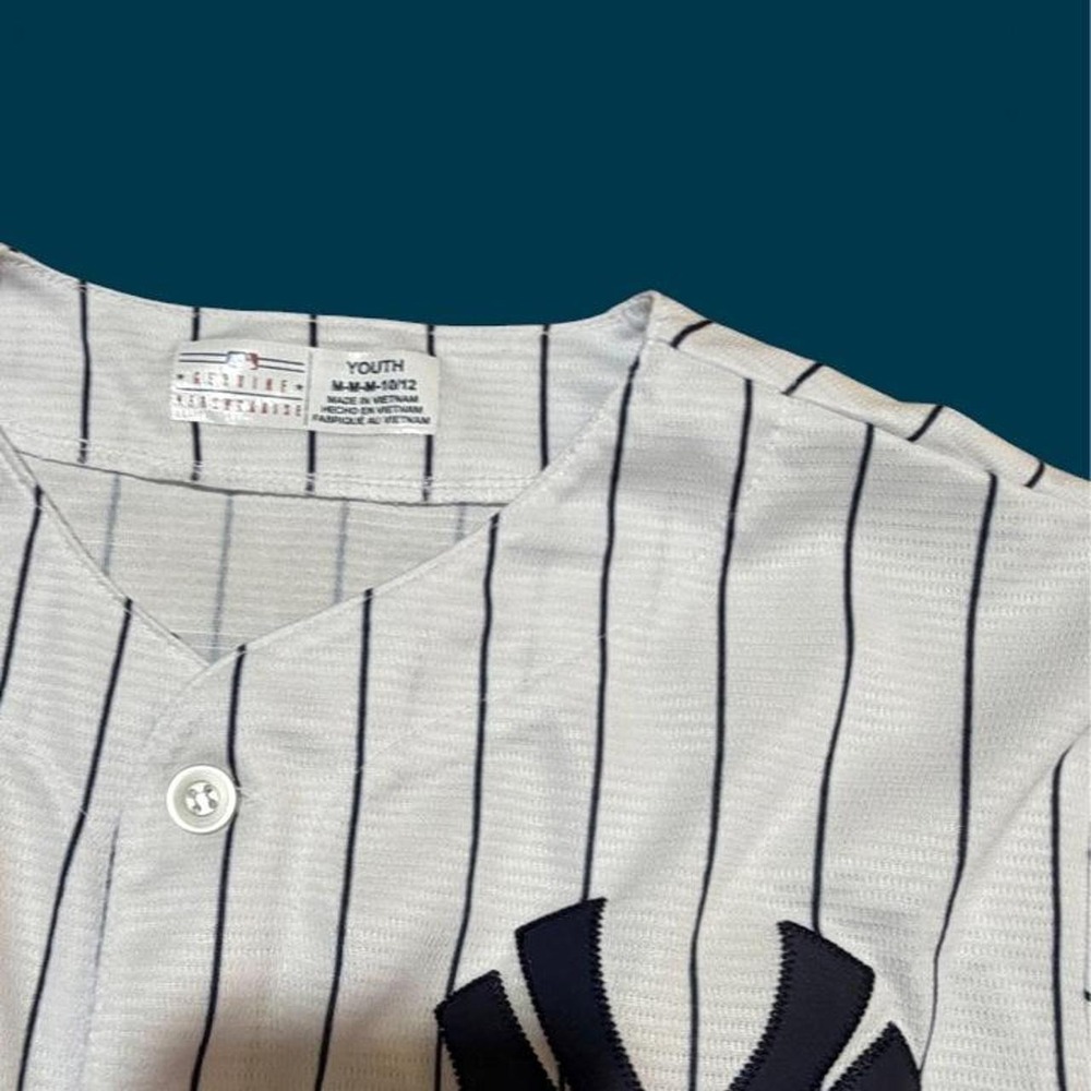 Kids Yankees jersey - Picture 3 of 3